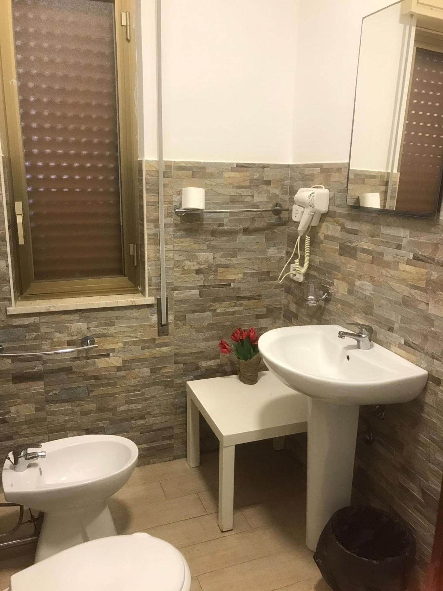 La Dimora Dei Sette Arcangeli Gasthof *